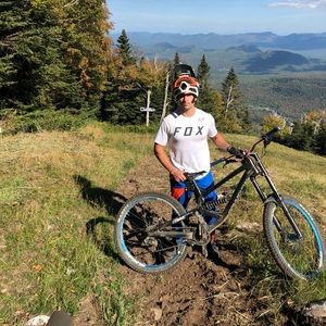 Meet your Posher, Christopher